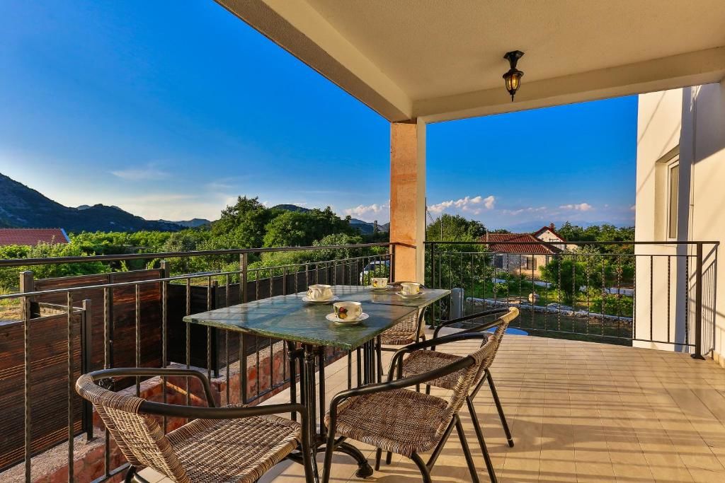 Апартаменты Villa Marga Вирпазар
